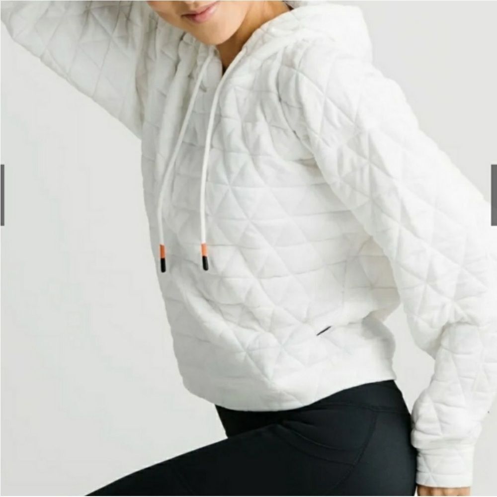 ZYIA White Quilted Triad Hoodie in White XL NWOT